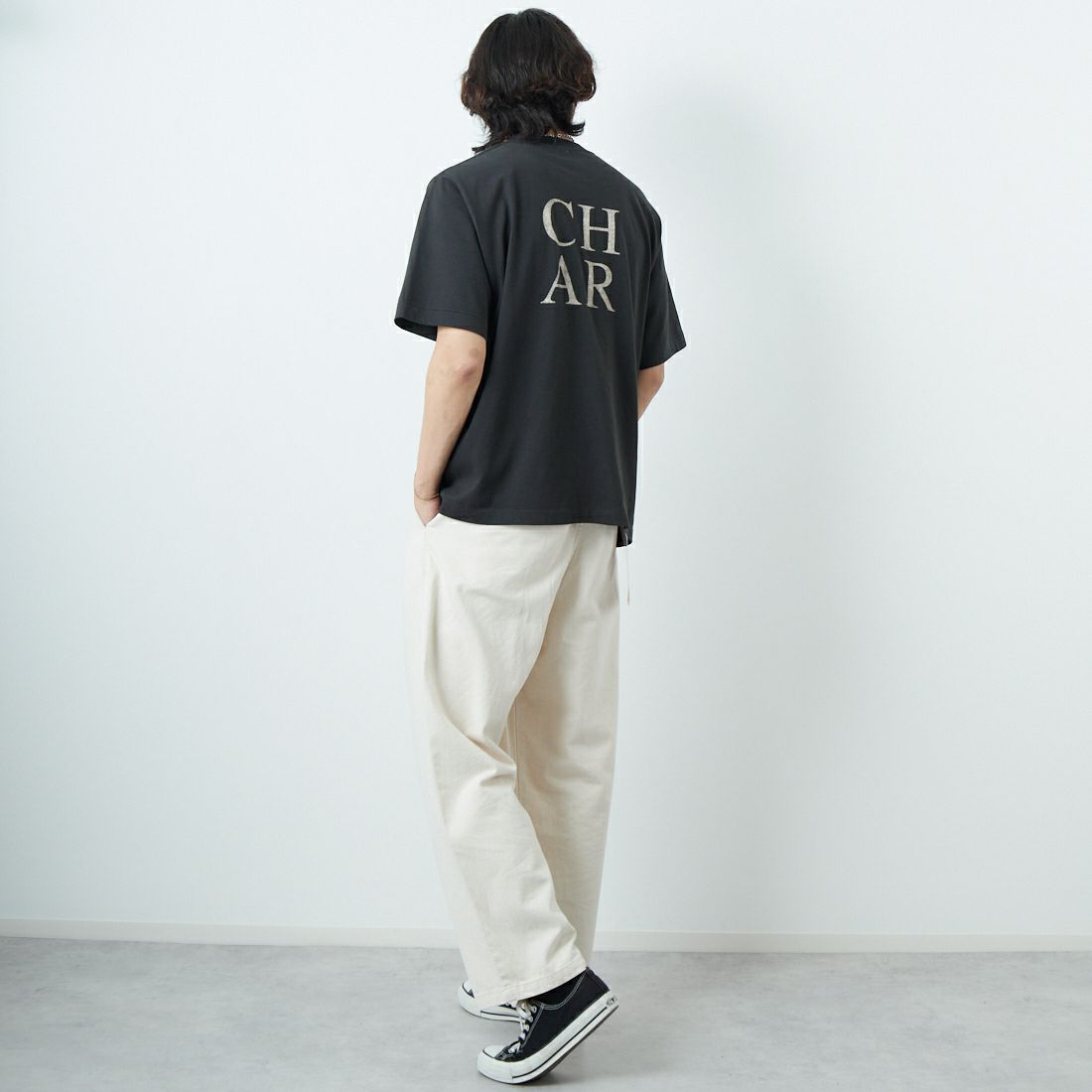 blurhms ROOTSTOCK [ブラームス ルーツストック] COAL ワイドプリントTシャツ [BROOTS25S34D] 02 INK BLK &&モデル身長：179cm 着用サイズ：2&&