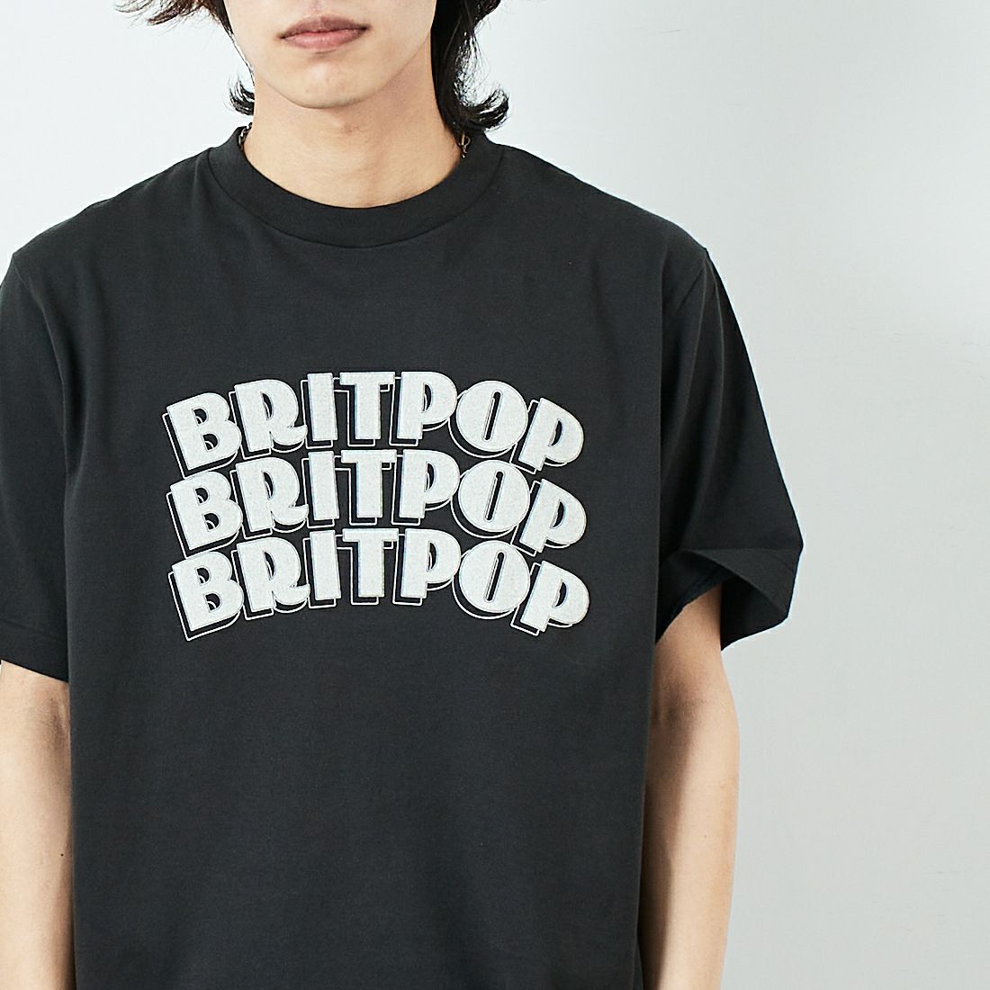 blurhms ROOTSTOCK [ブラームス ルーツストック] BRITPOP ワイドプリントTシャツ [BROOTS25S34A] 06 INK/IVO &&モデル身長：179cm 着用サイズ：2&&