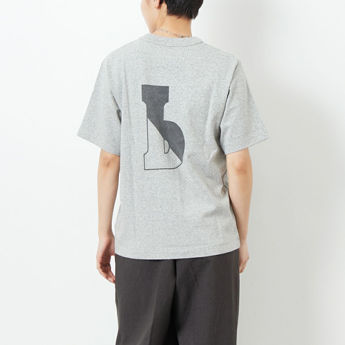 blurhms ROOTSTOCK [ブラームス ルーツストック] B-ROOTSTOCK 88/12スタンダードプリントTシャツ [BROOTS25S35C] 02 H.GREY &&モデル身長：160cm 着用サイズ：0&&