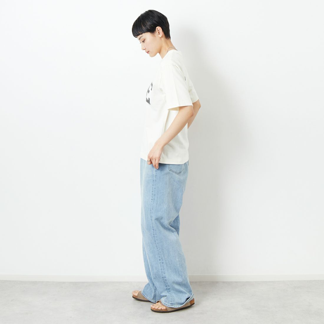 blurhms ROOTSTOCK [ブラームス ルーツストック] ALE-Y 88/12スタンダードプリントTシャツ [BROOTS25S35A] 01 IVORY &&モデル身長：160cm 着用サイズ：0&&