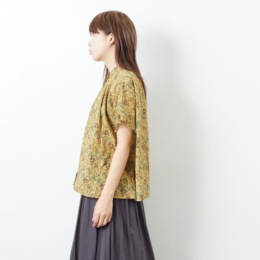 soil [ソイル] ペイズリーフラワープリントバンドカラーシャツ [NSL25091] 5600 YELW &&モデル身長：167cm 着用サイズ：1&&