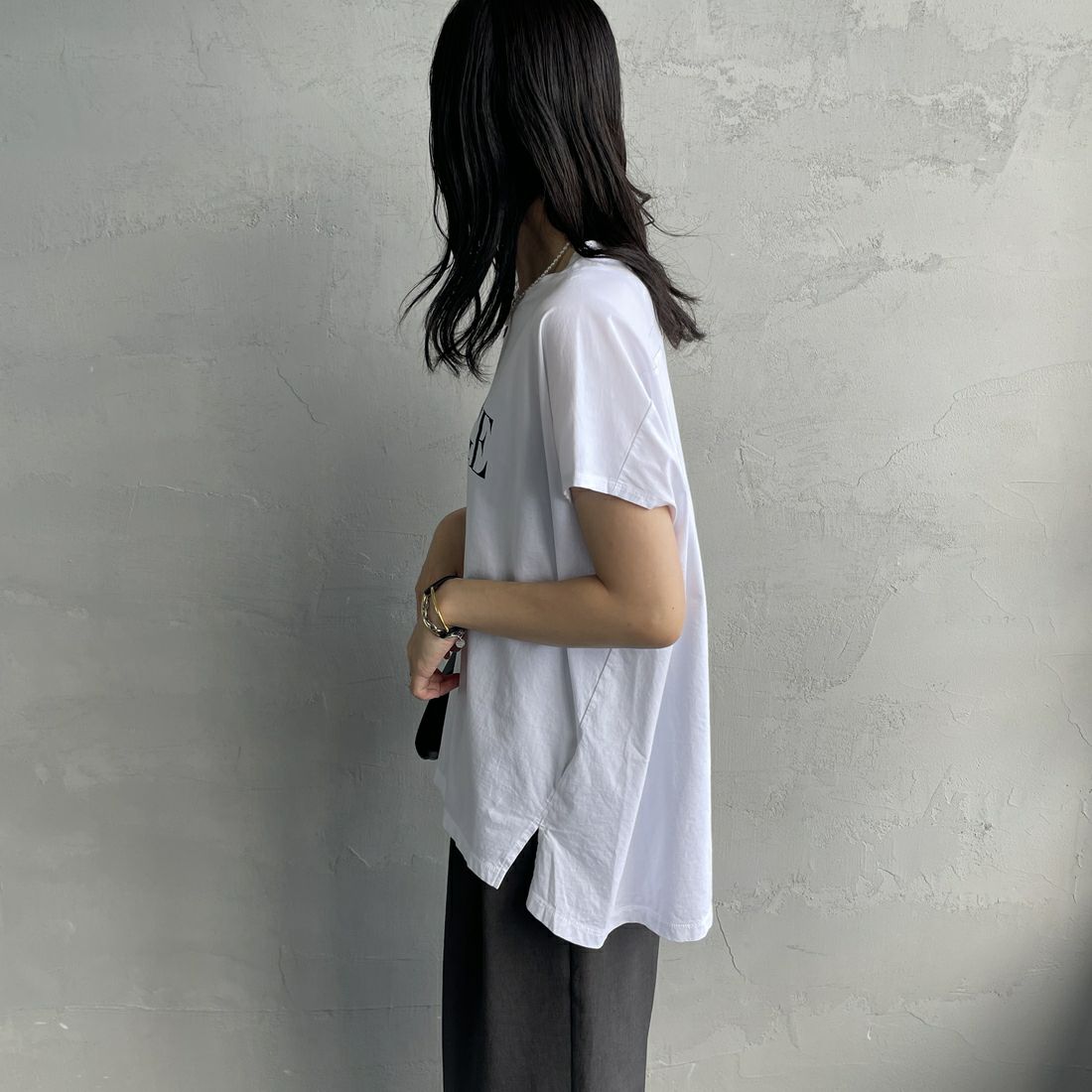 MICA&DEAL × JEANSFACTORY [マイカアンドディール × ジーンズファクトリー] フレンチスリーブ Tシャツ [0125209174-JF] WHITE &&モデル身長：160cm 着用サイズ：F&&