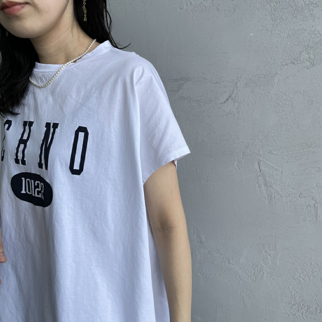 MICA&DEAL × JEANSFACTORY [マイカアンドディール × ジーンズファクトリー] フレンチスリーブ Tシャツ [0125209175-JF] WHITE &&モデル身長：160cm 着用サイズ：F&&