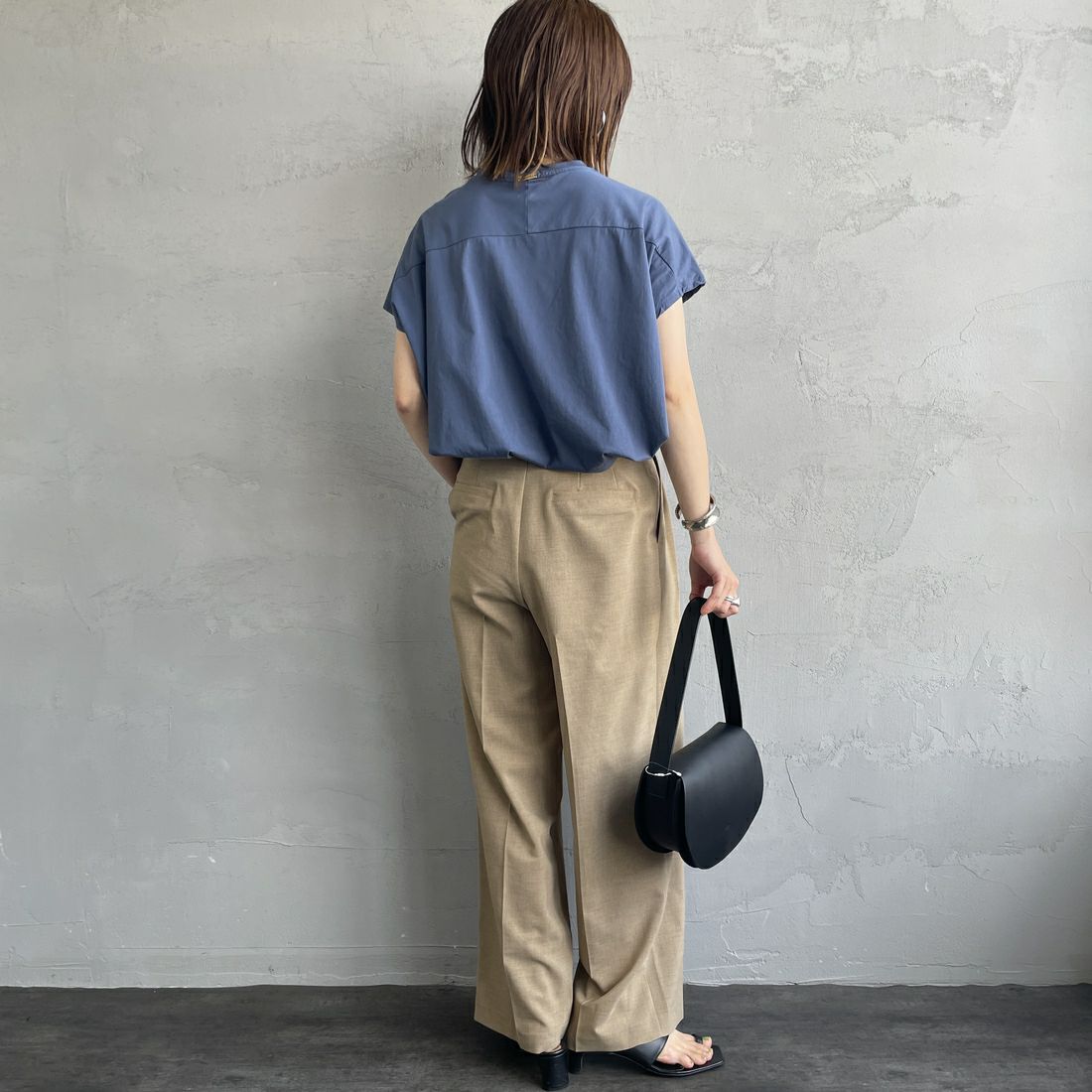 MICA&DEAL × JEANSFACTORY [マイカアンドディール × ジーンズファクトリー] フレンチスリーブ Tシャツ [0125209175-JF] BLUE &&モデル身長：158cm 着用サイズ：F&&