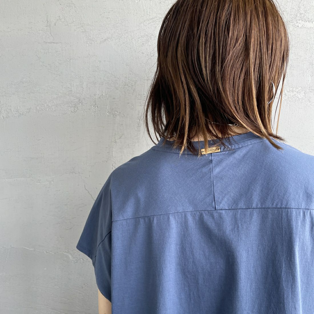 MICA&DEAL × JEANSFACTORY [マイカアンドディール × ジーンズファクトリー] フレンチスリーブ Tシャツ [0125209175-JF] BLUE &&モデル身長：158cm 着用サイズ：F&&