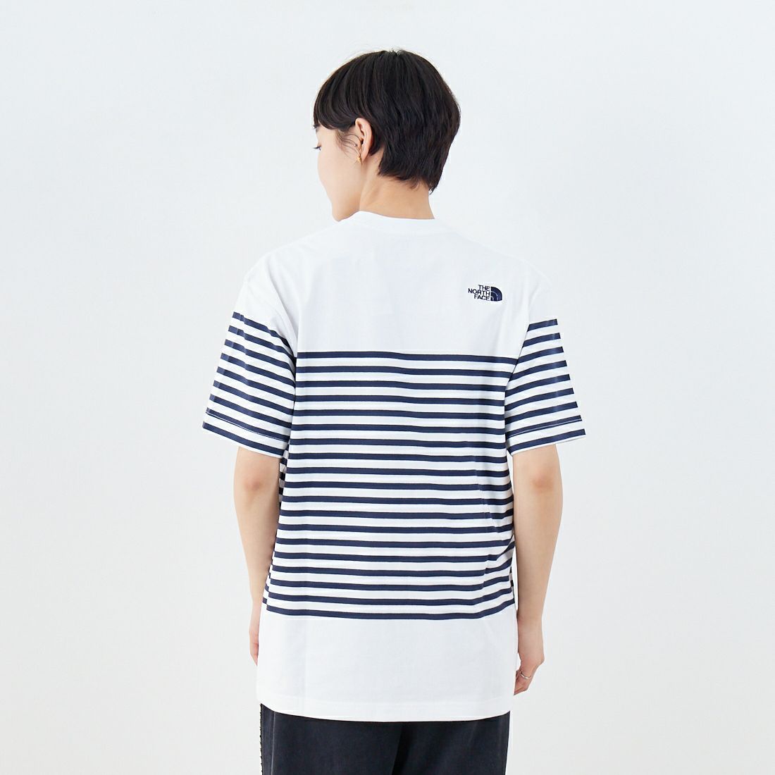 THE NORTH FACE [ザ ノースフェイス] ショートスリーブパネルボーダーTシャツ [NT32406] W2 &&モデル身長：160cm 着用サイズ：S&&