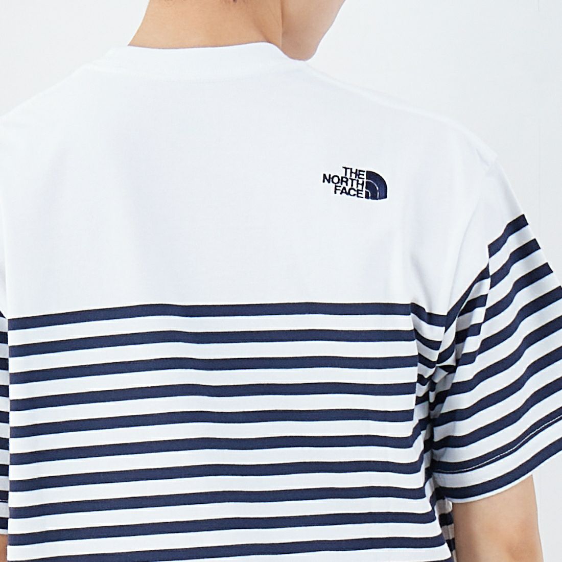 THE NORTH FACE [ザ ノースフェイス] ショートスリーブパネルボーダーTシャツ [NT32406] W2 &&モデル身長：160cm 着用サイズ：S&&