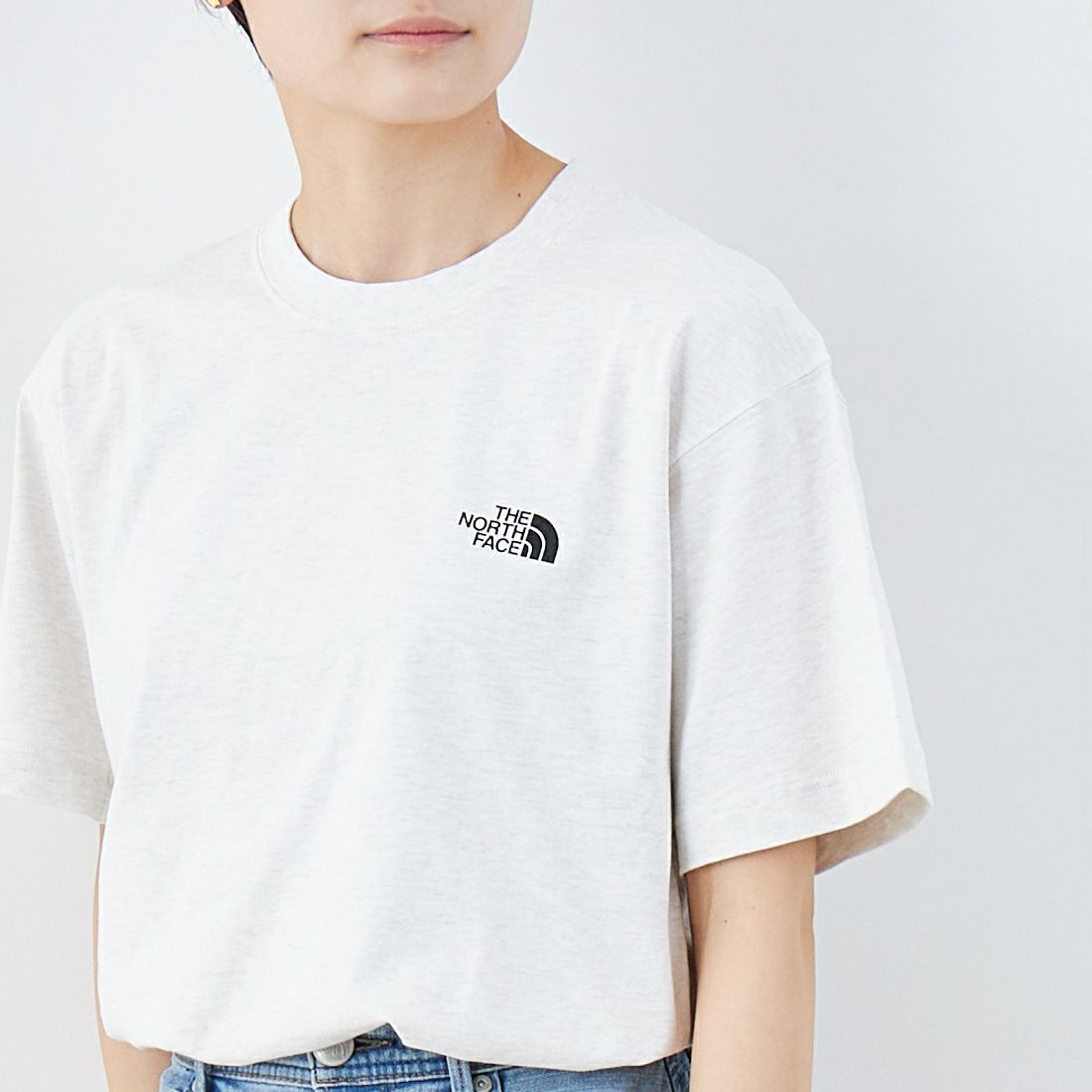THE NORTH FACE [ザ ノースフェイス] ショートスリーブ フラッシュドライグローブグリッドコットンTシャツ [NT32550] WX &&モデル身長：160cm 着用サイズ：S&&