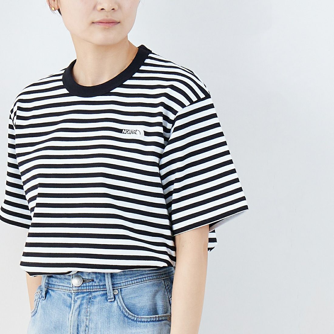 THE NORTH FACE [ザ ノースフェイス] ショートスリーブマルチボーダーTシャツ [NT32455] KW &&モデル身長：160cm 着用サイズ：S&&