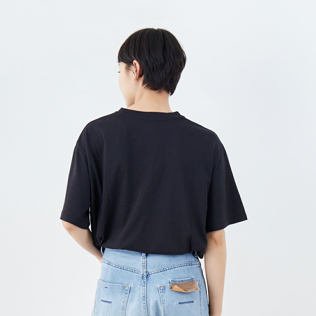 THE NORTH FACE [ザ ノースフェイス] ショートスリーブラウンドヘムビッグTシャツ [NTW32542] K &&モデル身長：160cm 着用サイズ：M&&