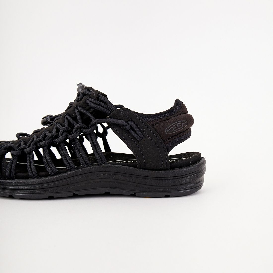 KEEN [キーン] ユニーク ツー オーティー [UNEEK-2-OT] 1027297