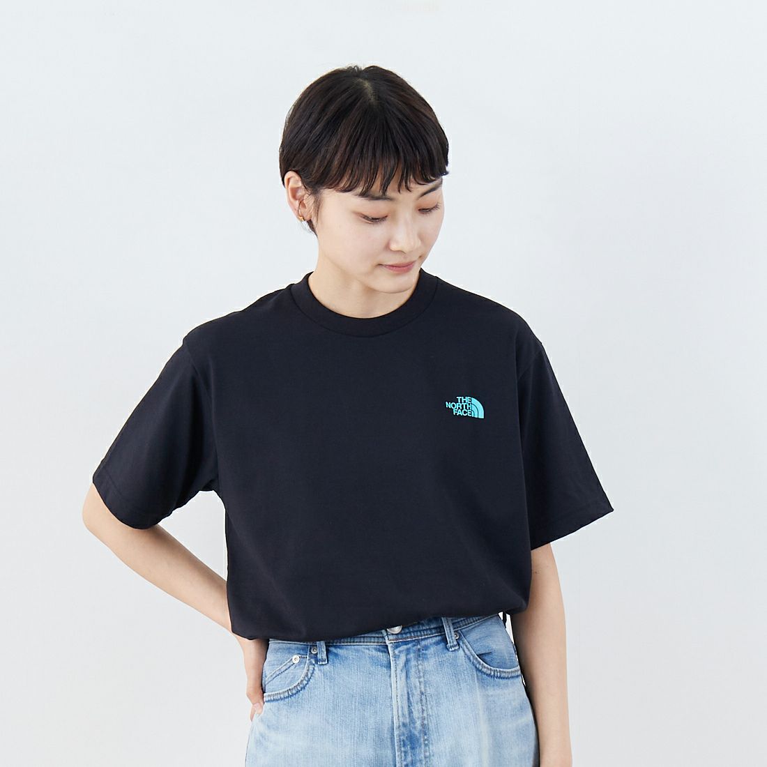 THE NORTH FACE [ザ ノースフェイス] ショートスリーブフラッシュドライカクタスロゴTシャツ [NT32545] K &&モデル身長：160cm 着用サイズ：S&&