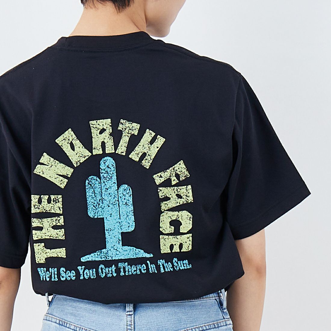 THE NORTH FACE [ザ ノースフェイス] ショートスリーブフラッシュドライカクタスロゴTシャツ [NT32545] K &&モデル身長：160cm 着用サイズ：S&&