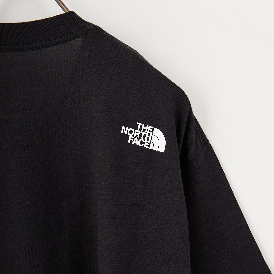 THE NORTH FACE [ザ ノースフェイス] ショートスリーブフラワーロゴTシャツ [NT32546] K