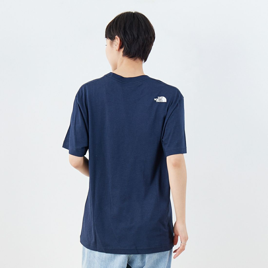 THE NORTH FACE [ザ ノースフェイス] ショートスリーブフラワーロゴTシャツ [NT32546] UN &&モデル身長：160cm 着用サイズ：S&&