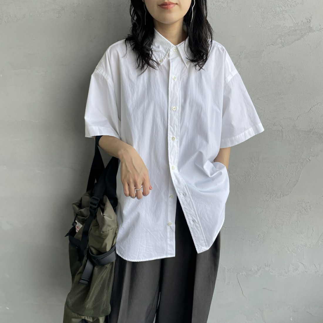 01 WHITE&&モデル身長：160cm 着用サイズ：F0&&