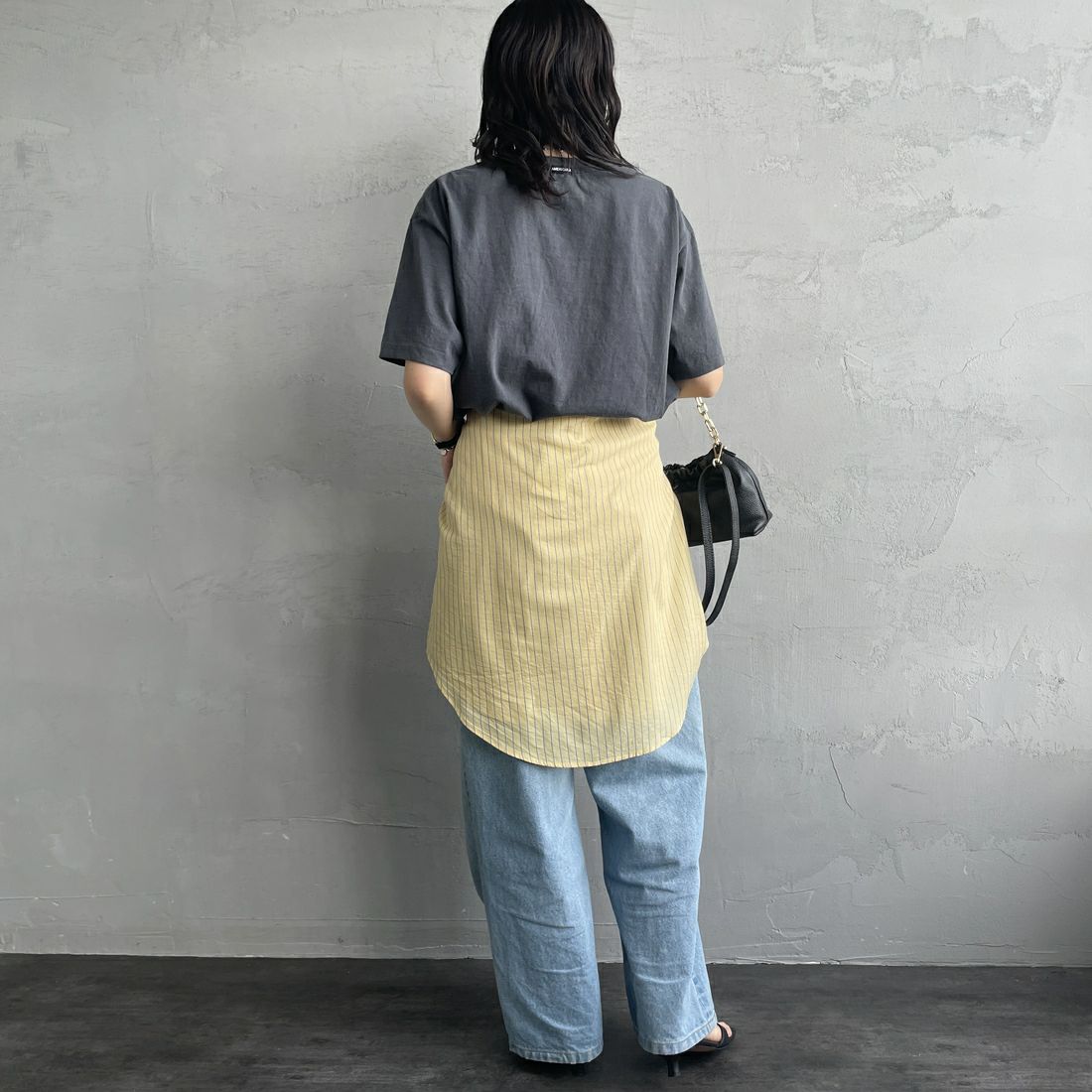 Americana × JEANS FACTORY [アメリカーナ × ジーンズファクトリー] 別注 オゾンバイオ加工 ロゴプリントTシャツ [ASO-795-1-JF] SUMIKURO &&モデル身長：160cm 着用サイズ：F&&