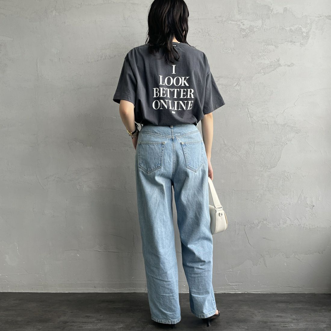 Americana × JEANS FACTORY [アメリカーナ × ジーンズファクトリー] 別注 オゾンバイオ加工 バックプリントTシャツ [ASO-795-2-JF] SUMIKURO &&モデル身長：160cm 着用サイズ：F&&
