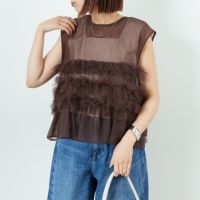 BROWN&&モデル身長：159cm 着用サイズ：F&&