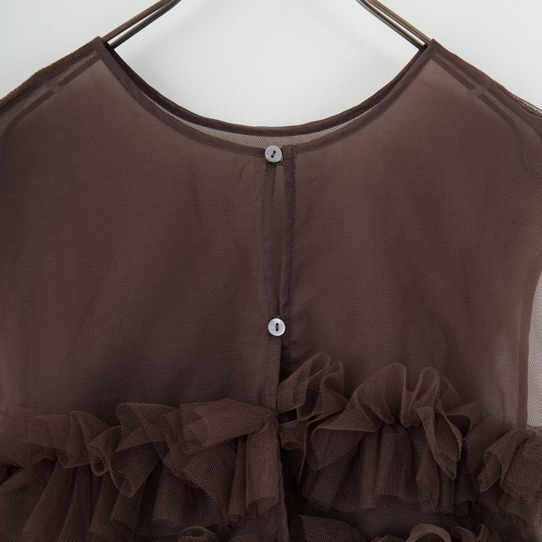 CHIGNON [シニヨン] チュールフリルプルオーバー [1652-213NH] BROWN