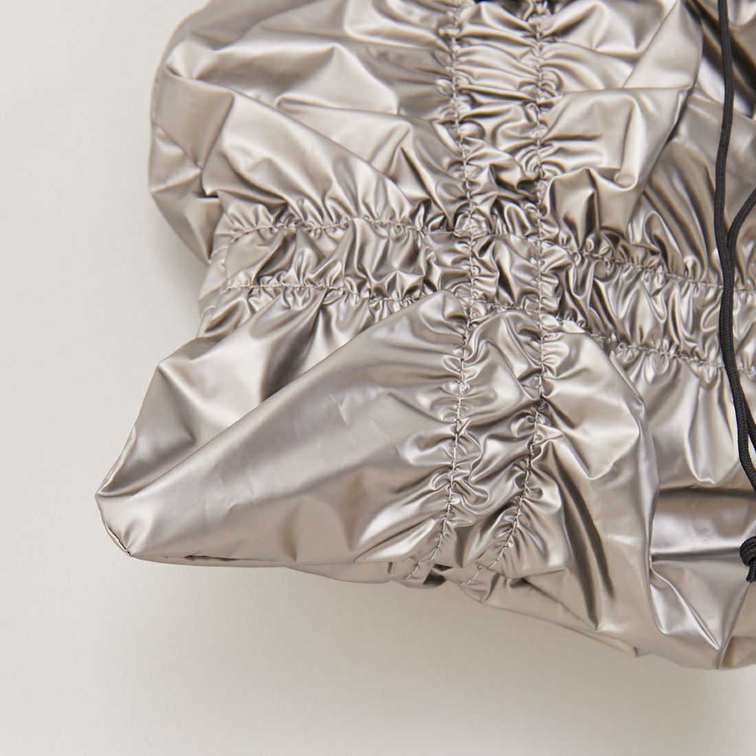 CACHELLIE [カシェリエ] ギャザードローストリングバッグ [C8678] SILVER