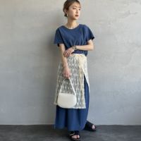 12 BLUE&&モデル身長：150cm 着用サイズ：F&&