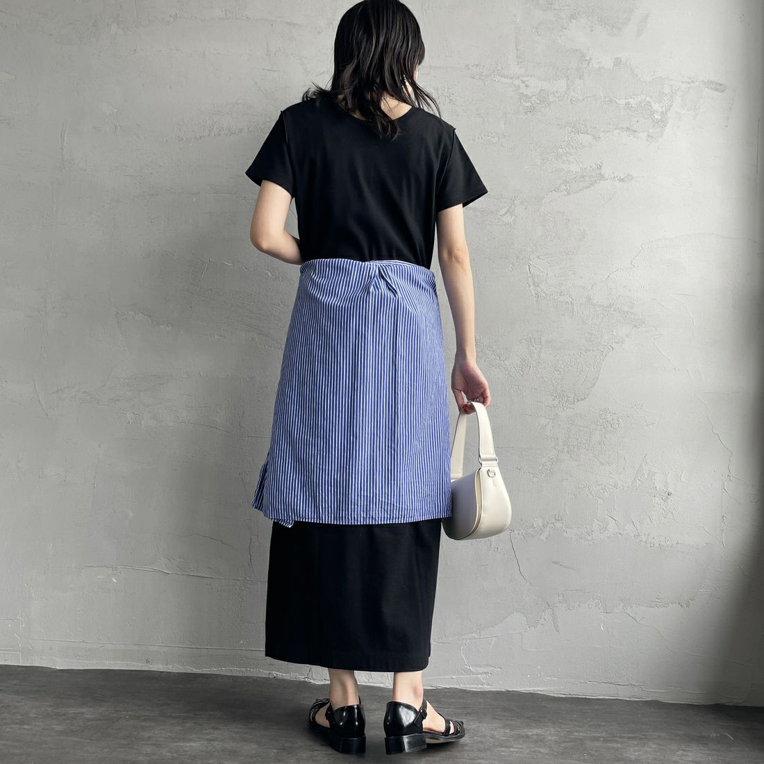 nenom [ネノム] 2WAYスリットリブワンピース [NE25112023] 09 BLACK &&モデル身長：160cm 着用サイズ：F&&