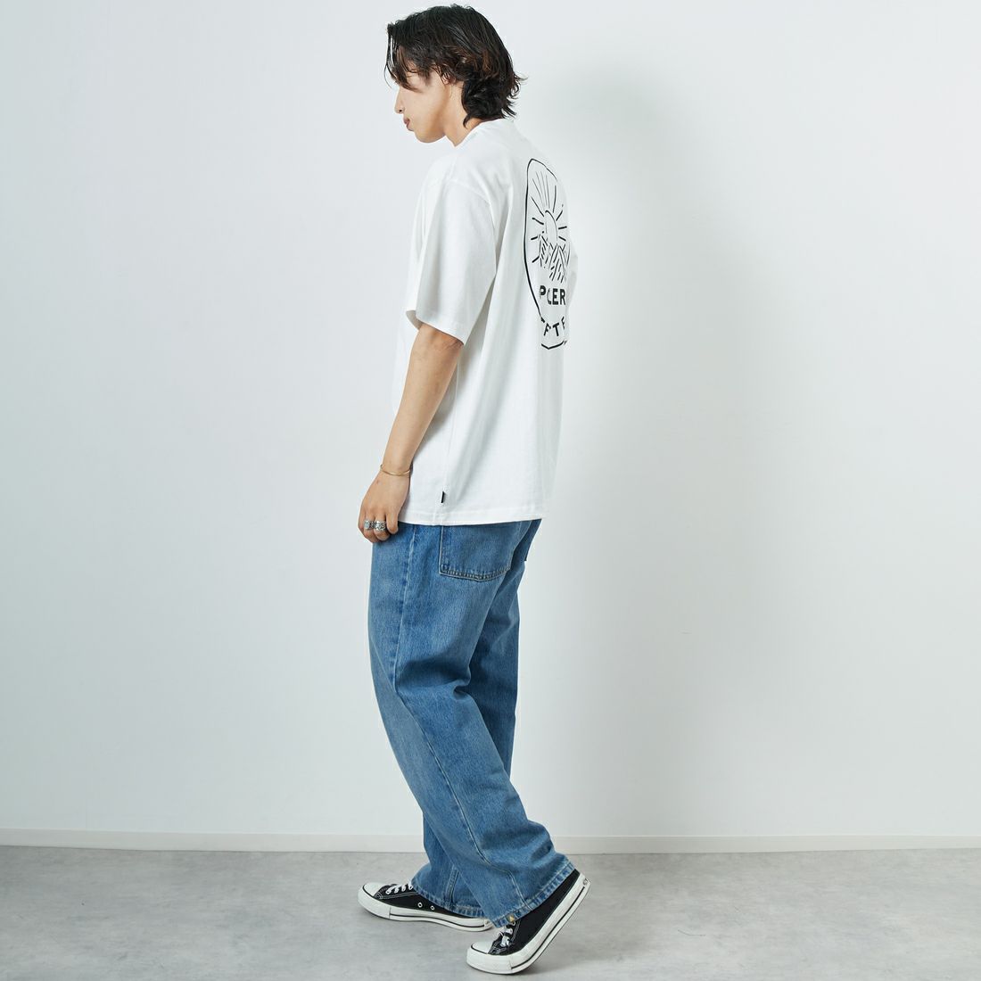 POLeR [ポーラー] プリントTシャツ [259MCV0033-JF] WHITE &&モデル身長：179cm 着用サイズ：L&&