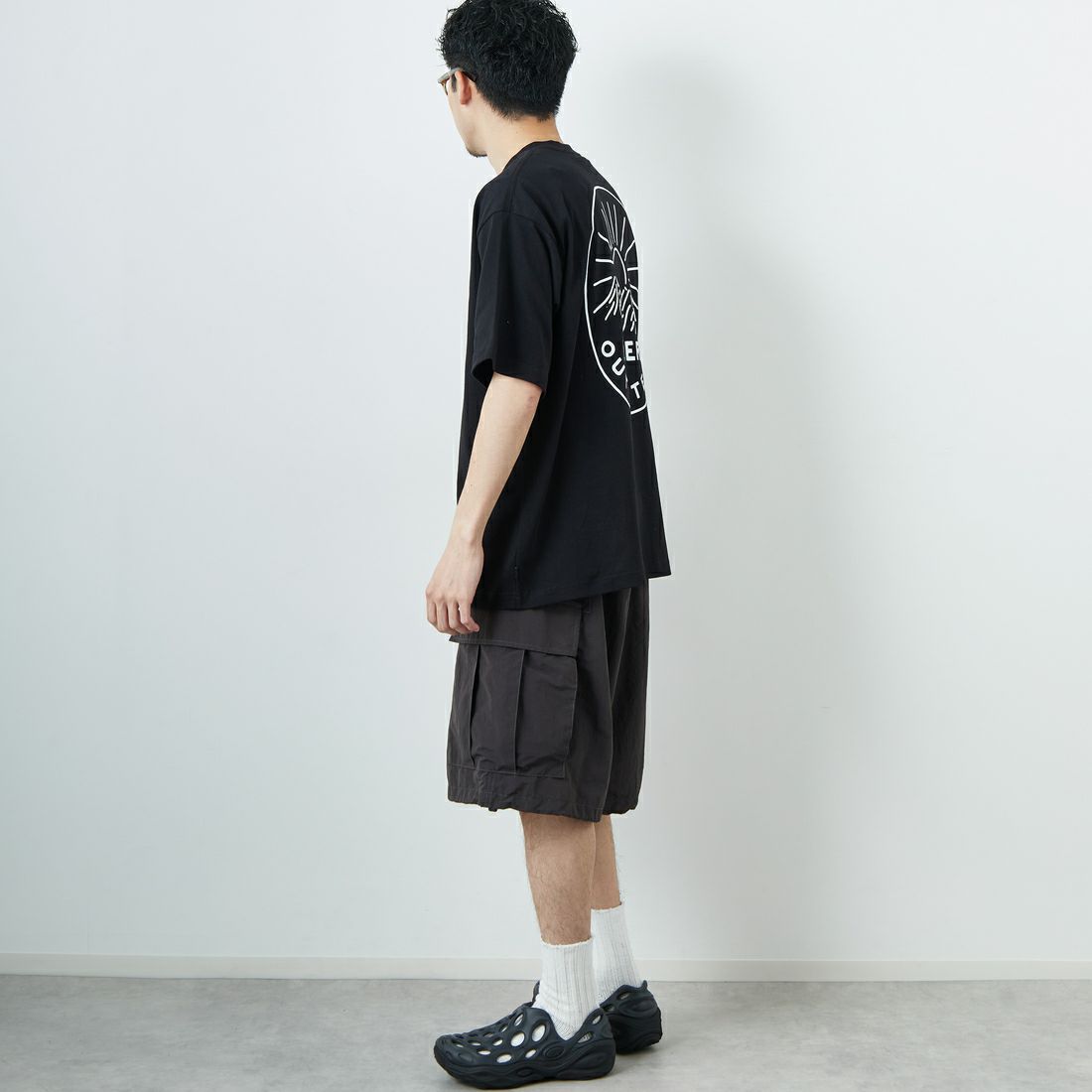 POLeR [ポーラー] プリントTシャツ [259MCV0033-JF] BLACK &&モデル身長：168cm 着用サイズ：M&&
