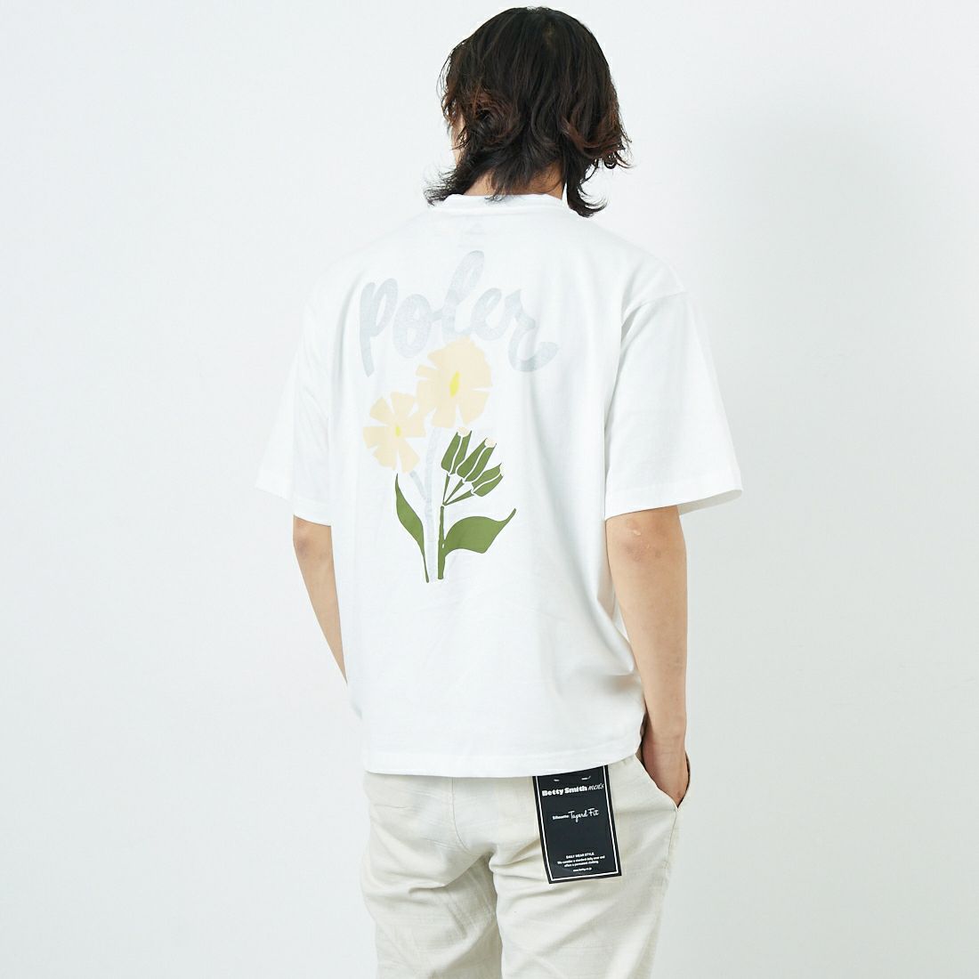 WHITE&&モデル身長：179cm 着用サイズ：M&&