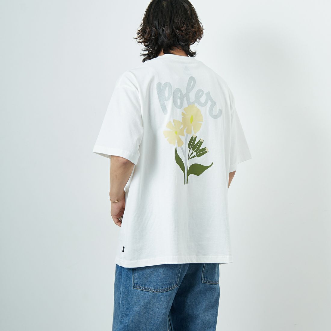 POLeR [ポーラー] フラワープリントTシャツ [259MCV0031-JF] WHITE &&モデル身長：179cm 着用サイズ：L&&