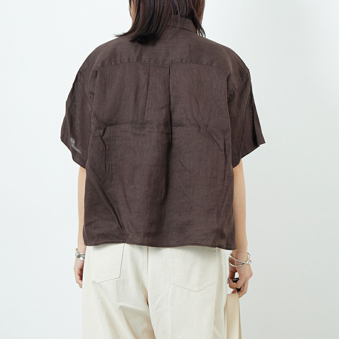 Jeans Factory Clothes [ジーンズファクトリークローズ] リネンショートスリーブシャツ [LFP501]  BROWN &&モデル身長：167cm 着用サイズ：F&&