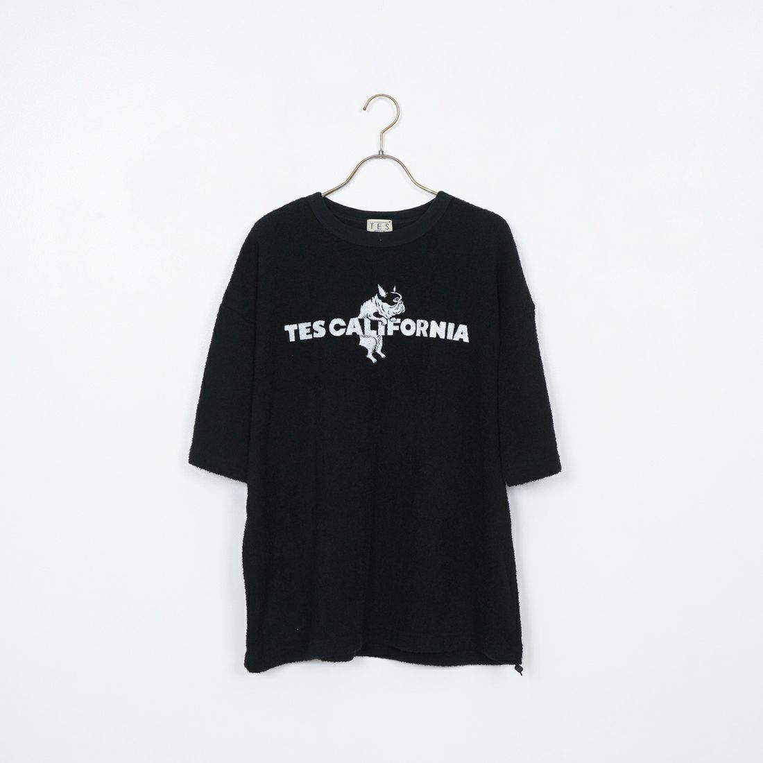 01 BLACK