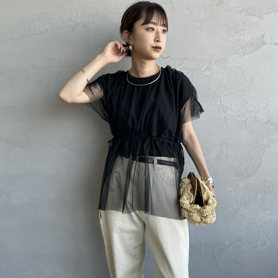 Maison de L'allure [メゾン ドゥ ラリュール] 2WAYチュールギャザーレイヤードTシャツ [M25112031] 09 BLACK &&モデル身長：150cm 着用サイズ：F&&