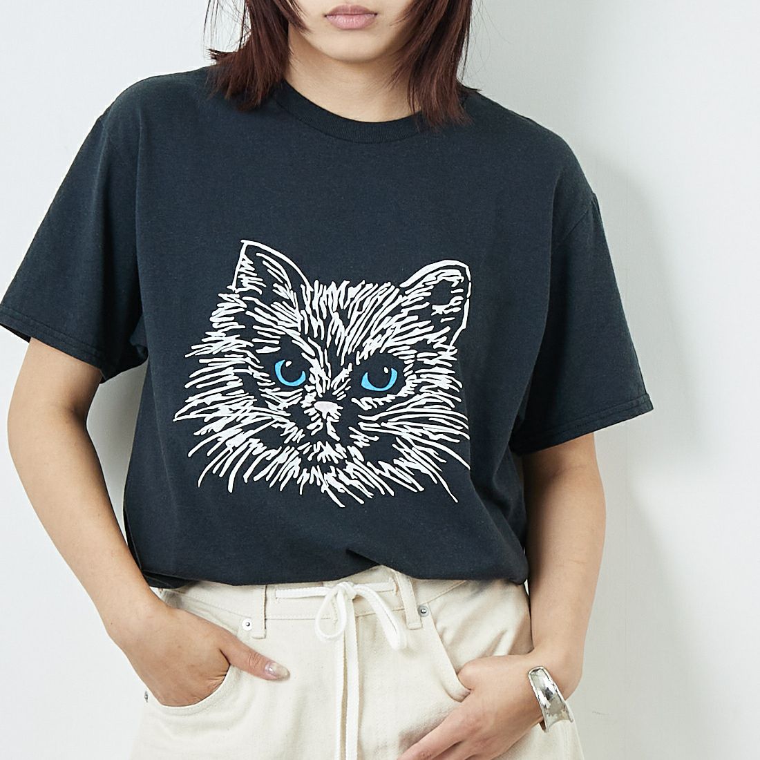 JERZEES [ジャージーズ] ブラックキャットTシャツ [JZ25S022] NOSE PINK &&モデル身長：167cm 着用サイズ：M&&