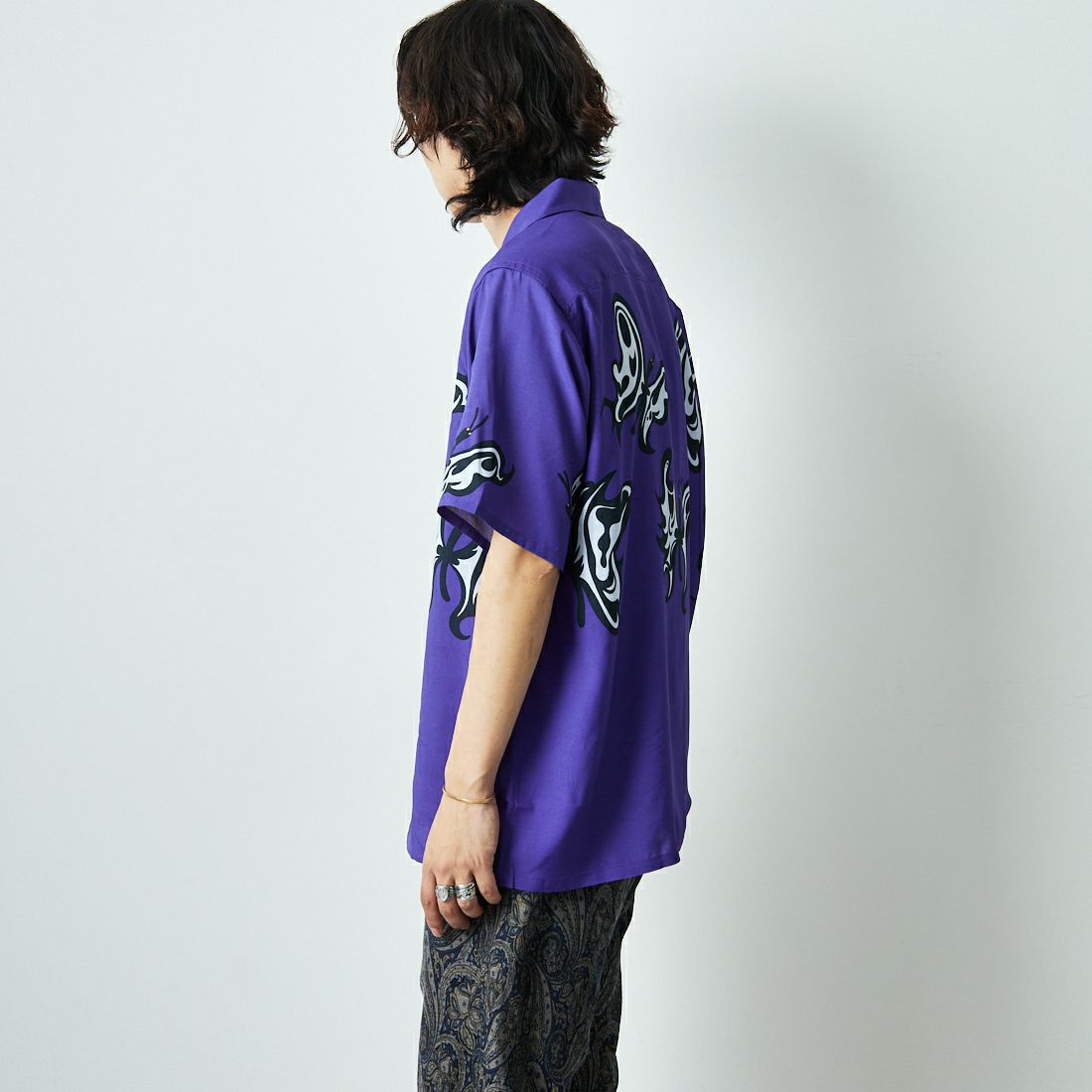 Needles [ニードルズ] Needles×KAE TANAKA ショートスリーブシャツ [QV432] C PURPLE &&モデル身長：179cm 着用サイズ：L&&