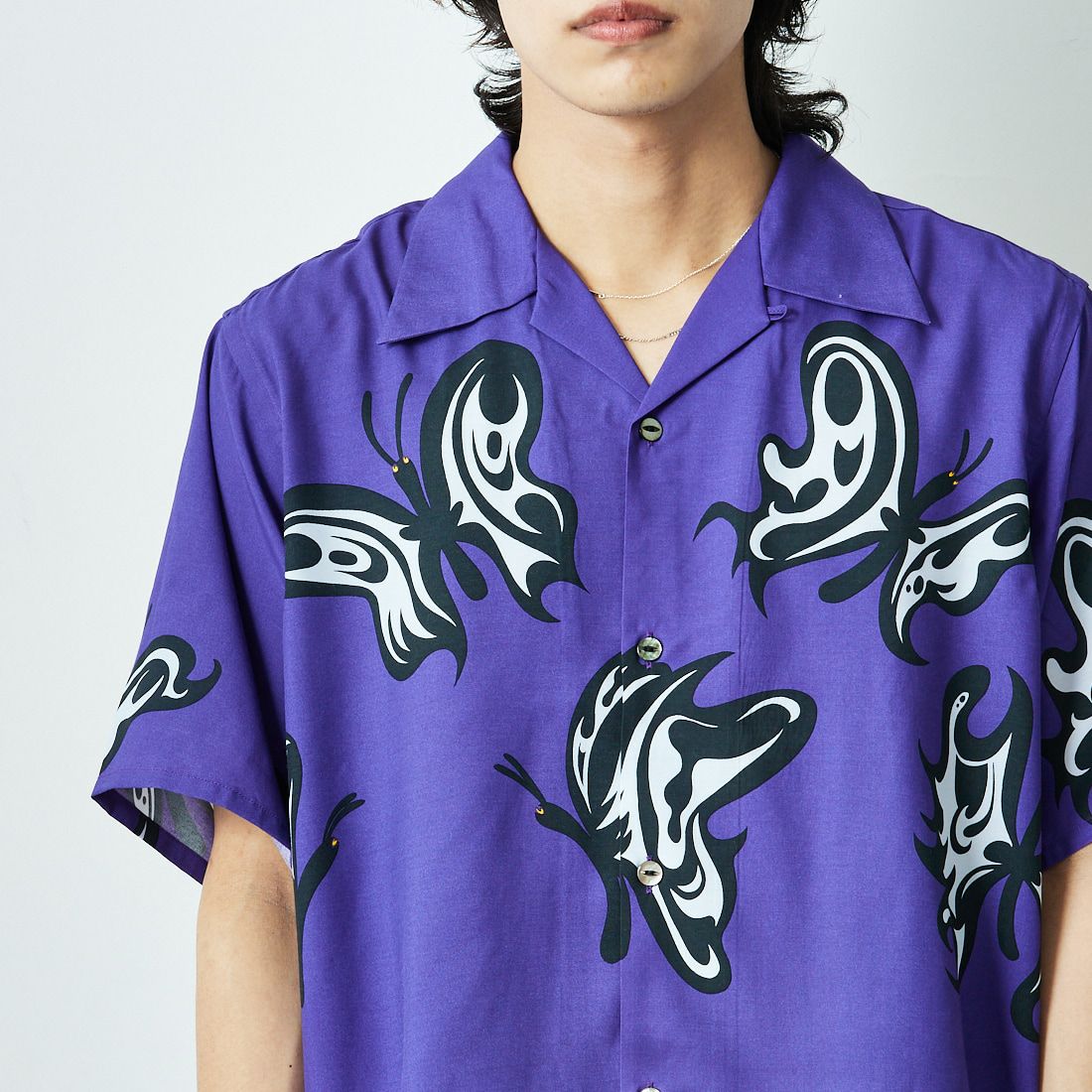 Needles [ニードルズ] Needles×KAE TANAKA ショートスリーブシャツ [QV432] C PURPLE &&モデル身長：179cm 着用サイズ：L&&