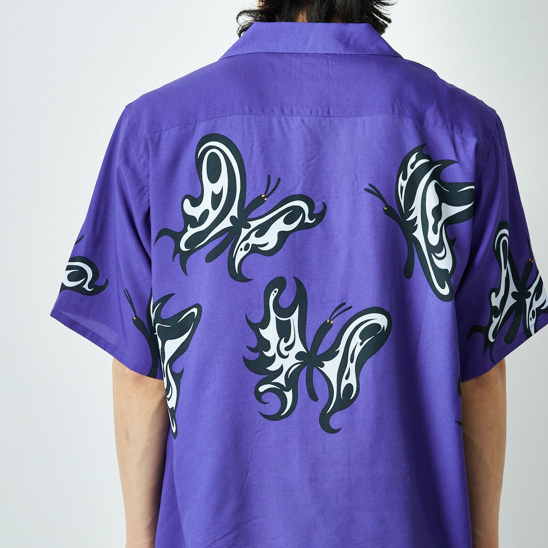 Needles [ニードルズ] Needles×KAE TANAKA ショートスリーブシャツ [QV432] C PURPLE &&モデル身長：179cm 着用サイズ：L&&