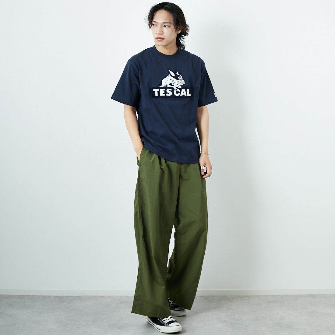 60 NAVY&&モデル身長：179cm 着用サイズ：M&&
