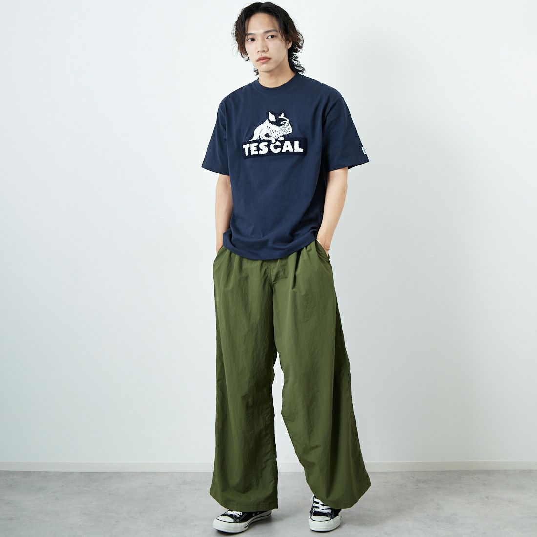 60 NAVY&&モデル身長：179cm 着用サイズ：M&&