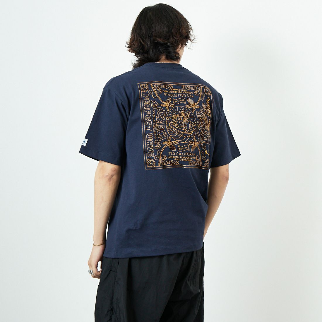 60 NAVY&&モデル身長：179cm 着用サイズ：M&&