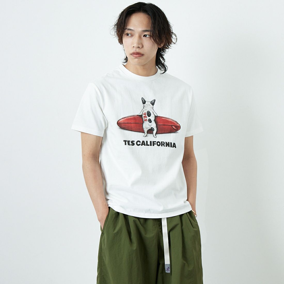 The Endless Summer [エンドレスサマー] BUHIサーファー ショートスリーブTシャツ [FH-25574321] 07 WHITE &&モデル身長：179cm 着用サイズ：M&&