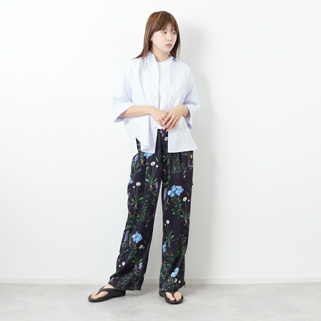 TICCA [ティッカ] ショートスリーブリネンシャツ [TBES-404] SAXE &&モデル身長：167cm 着用サイズ：F&&