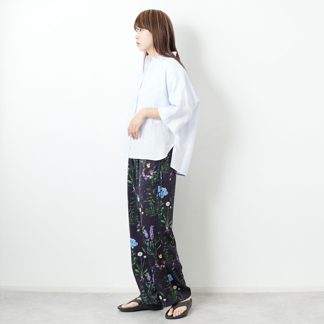 TICCA [ティッカ] ショートスリーブリネンシャツ [TBES-404] SAXE &&モデル身長：167cm 着用サイズ：F&&