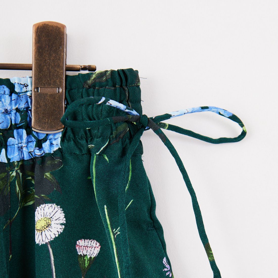 TICCA [ティッカ] フラワープリントパンツ [TBES-422] DARK GREEN