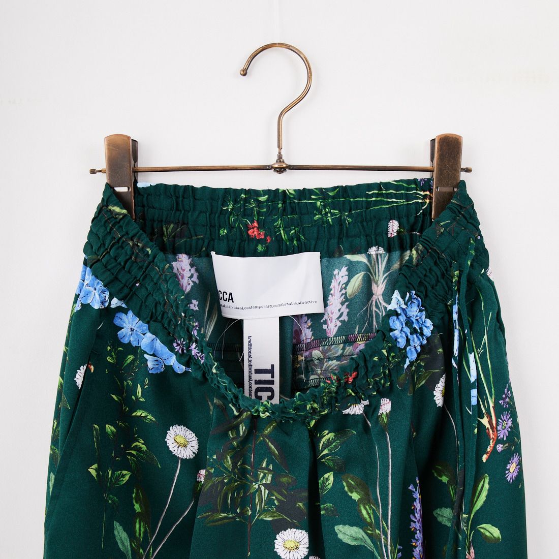 TICCA [ティッカ] フラワープリントパンツ [TBES-422] DARK GREEN