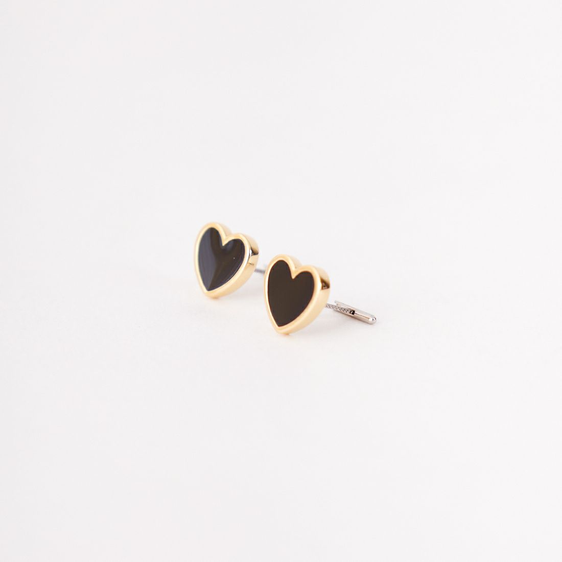 Baqless [バックレス] アミティ ブラックハートピアス [AM-NRHT-YG] GOLD