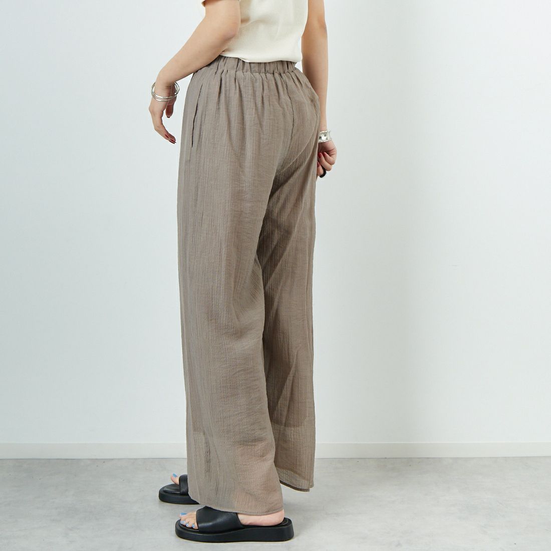 CLOCHE [クロシェ] 楊柳シアーイージーパンツ [51286565] ﾓｶ &&モデル身長：167cm 着用サイズ：2&&