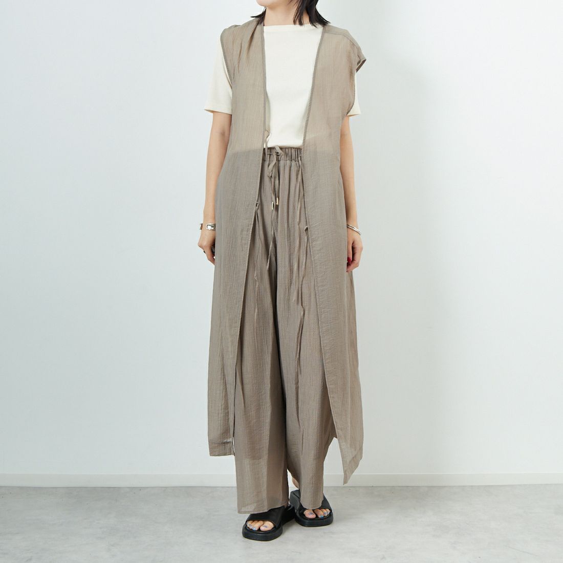 CLOCHE [クロシェ] 楊柳シアーイージーパンツ [51286565] ﾓｶ &&モデル身長：167cm 着用サイズ：2&&