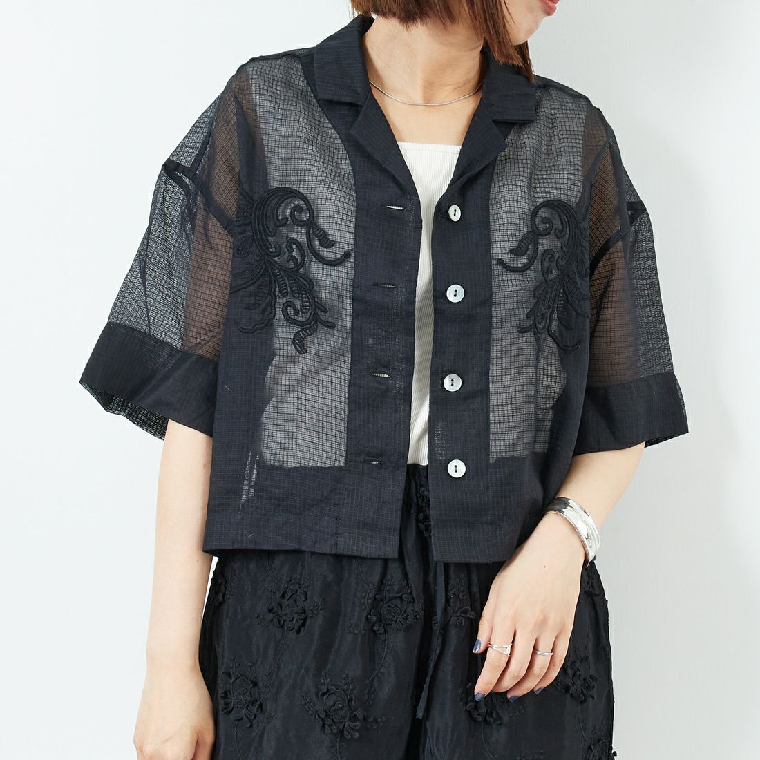 BLACK&&モデル身長：159cm 着用サイズ：F&&
